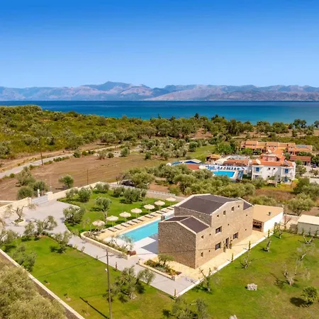 Villa Elaiodendro By *